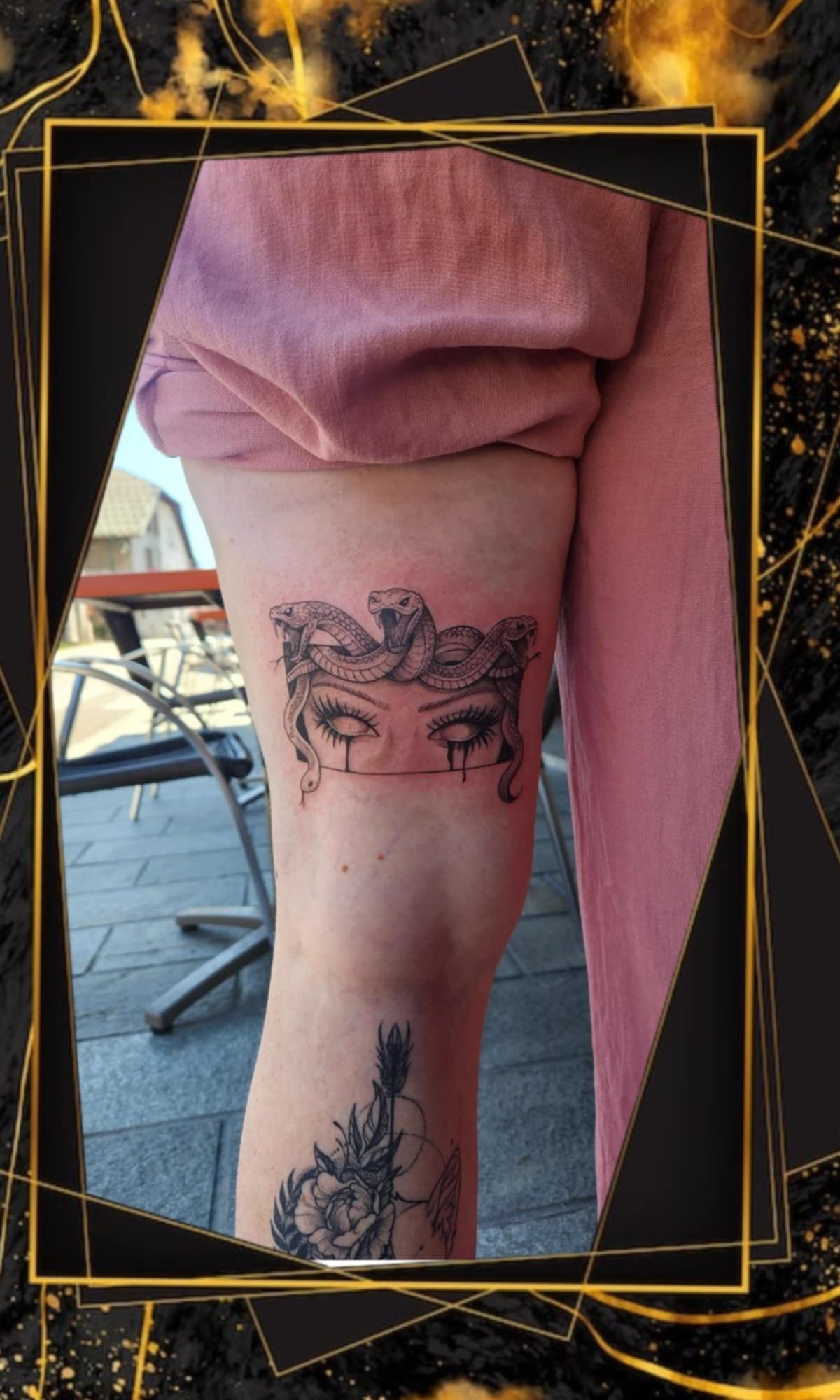 Tatouage pointillisme dot work réalisation 10 — Black Chick Tattoo Tours-en-Savoie