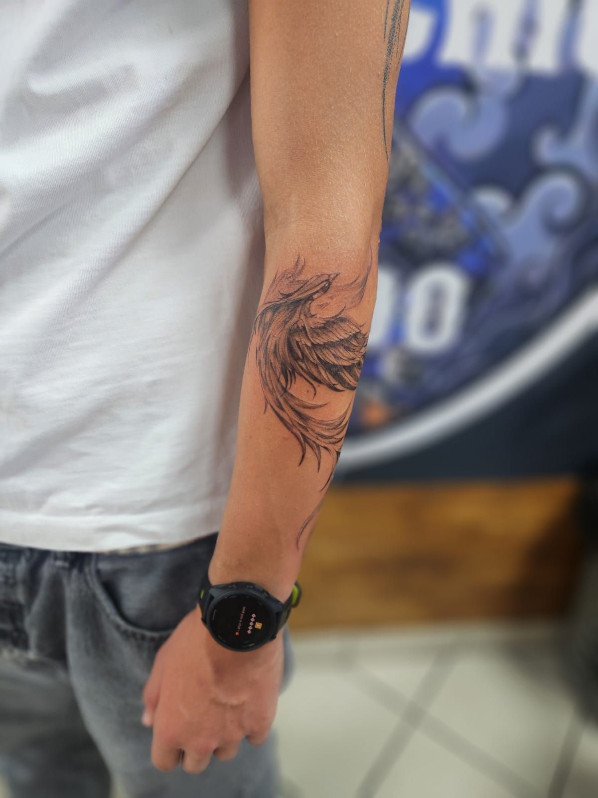 Tatouage pointillisme dot work réalisation nº49 — Black Chick Tattoo, studio de Tours-en-Savoie