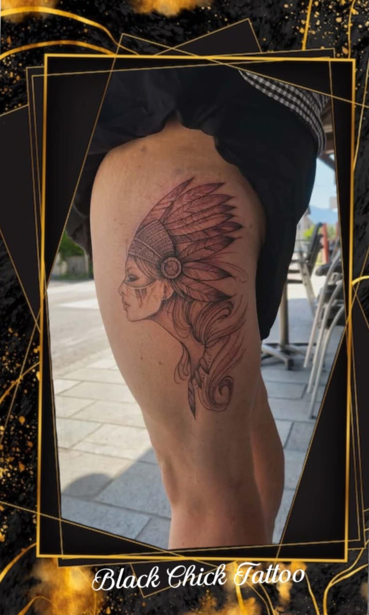Tatouage pointillisme dot work réalisation nº79 — Black Chick Tattoo, studio de Tours-en-Savoie